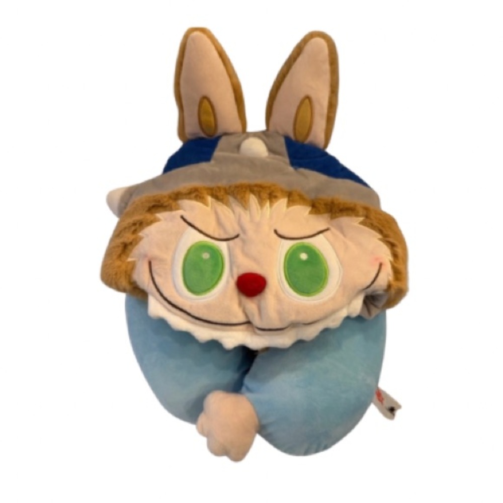 POP MART Labubu Hooded Neck Pillow 💜💜 NWT